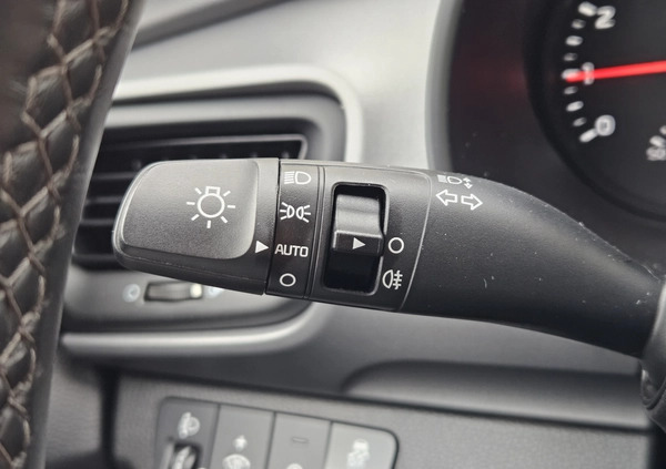 Kia Stonic cena 69900 przebieg: 55240, rok produkcji 2021 z Dzierzgoń małe 191